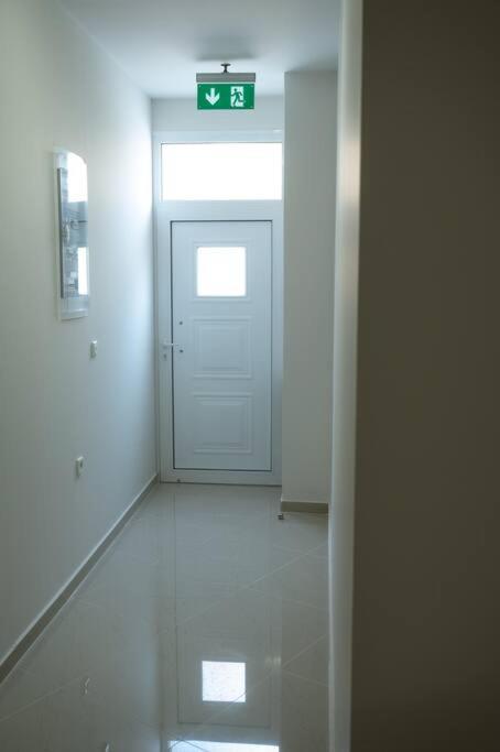 Anesis Airport Rooms 204 Koropion Exterior photo